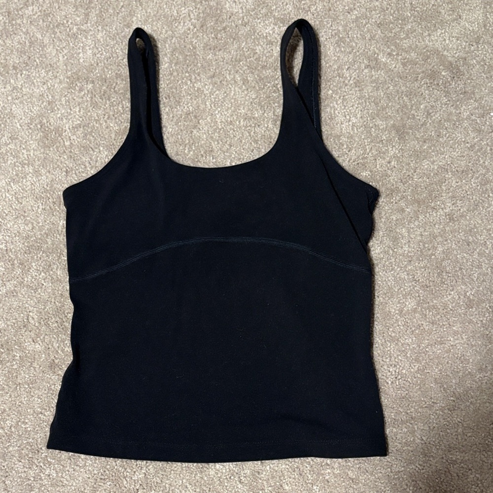Aritzia TNA workout top